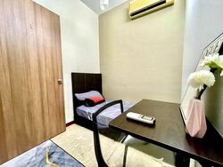 The Florida (D19), Condominium #460240741